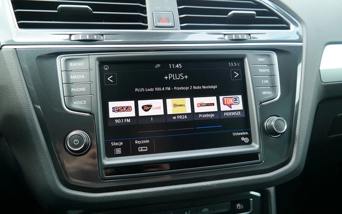 Volkswagen Tiguan cena 79900 przebieg: 101344, rok produkcji 2016 z Twardogóra małe 562